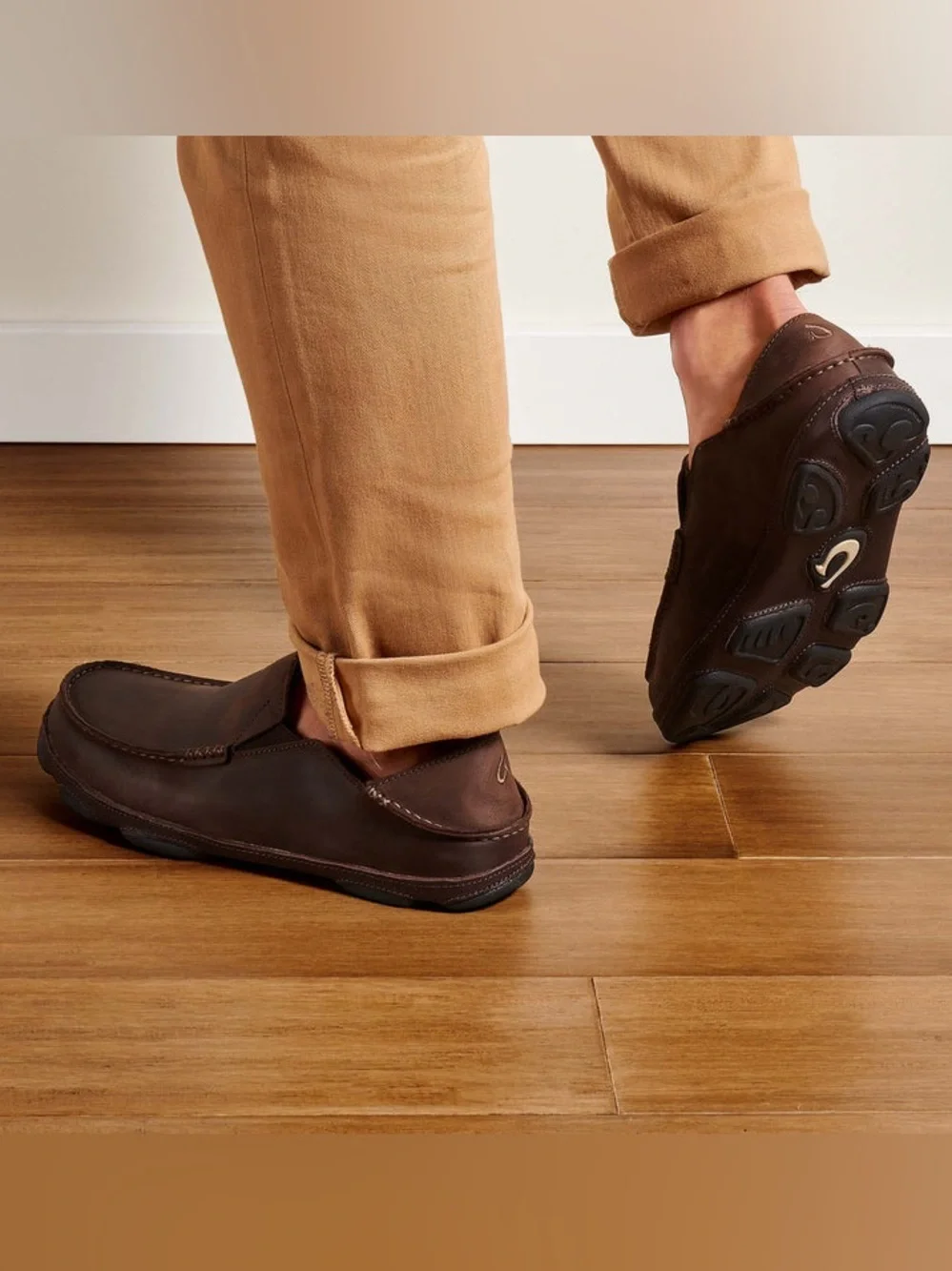 Olukai Moloā Men's Leather Slip-On Shoes